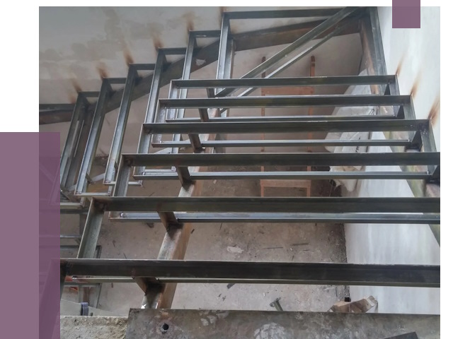 Демонтаж лестниц в Химках от 4354 руб. 