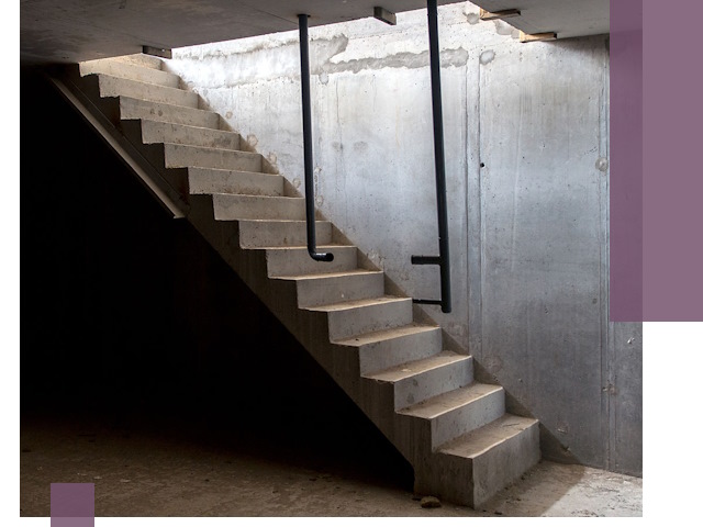 Изготовление и монтаж лестниц в подвале в Химках