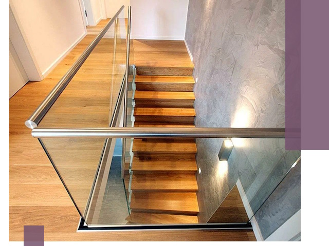 Перила для лестницы в доме — изготовление и монтаж в Химках