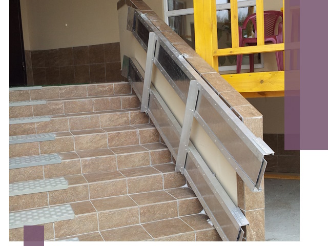 Откидные пандусы под ключ в Химках — монтаж и демонтаж