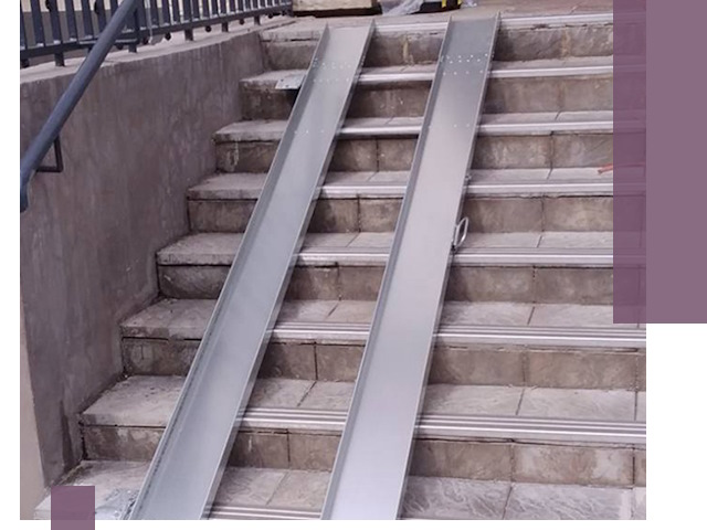 Демонтаж откидных пандусов профессионально в Химках