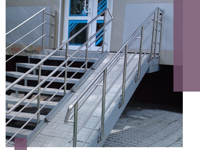 Пандус на крыльцо под ключ в Химках: монтаж и изготовление