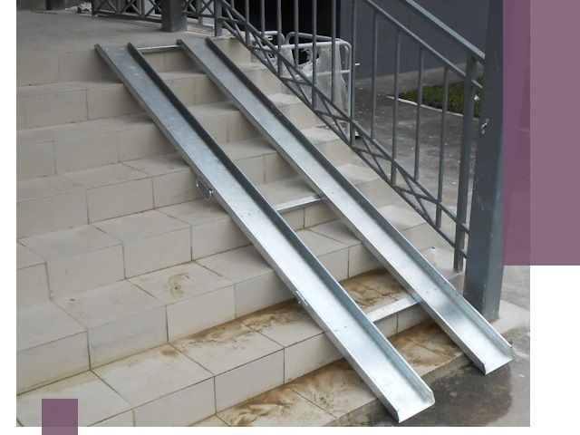 Пандусы для детских колясок в Химках: изготовление и монтаж