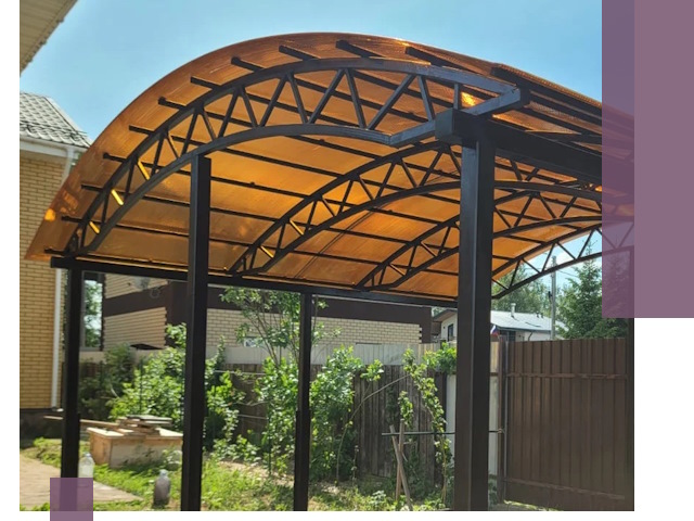 Изготовление навесов под ключ в Химках из качественных материалов