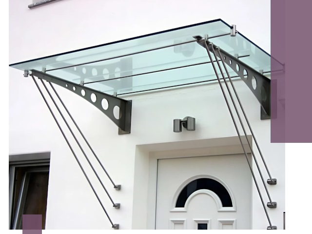 Козырьки над входом под ключ в Химках — изготовление и монтаж
